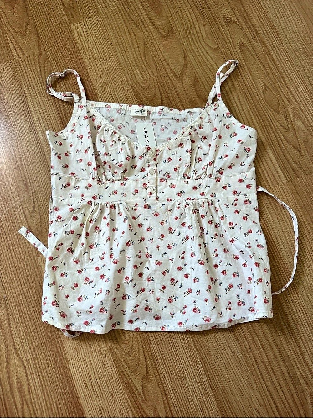 Brandy Melville Edith Floral Tank White & Pink